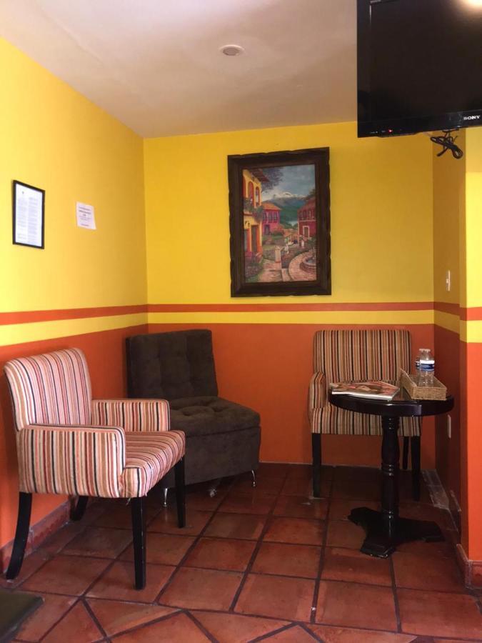 مبيت وإفطار غوادالاجارا Casa Campos المظهر الخارجي الصورة